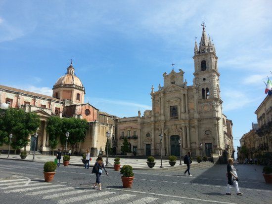 Chiesa dei Santi Apostoli Pietro e Paolo