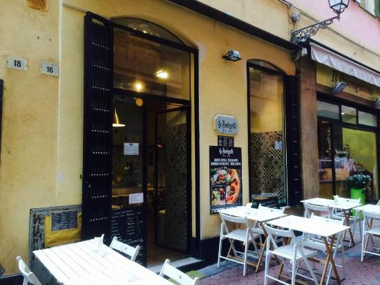 La Bodeguita