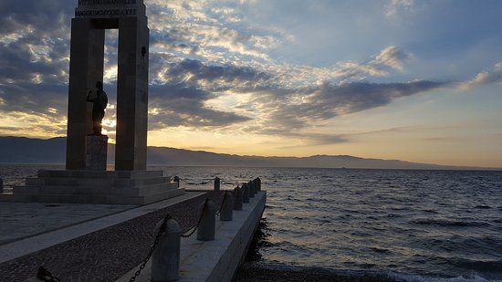 Monumento Dea Athena