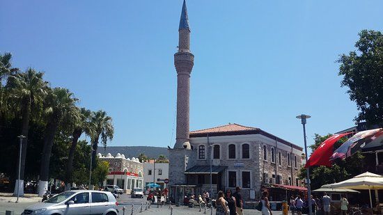 Kizilhisarli Mustafa Pasa Mosque