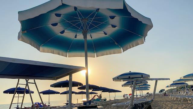 Blueout Stabilimento Balneare & Beach Bar