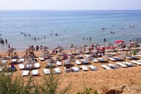 Villaggio spiagge rosse