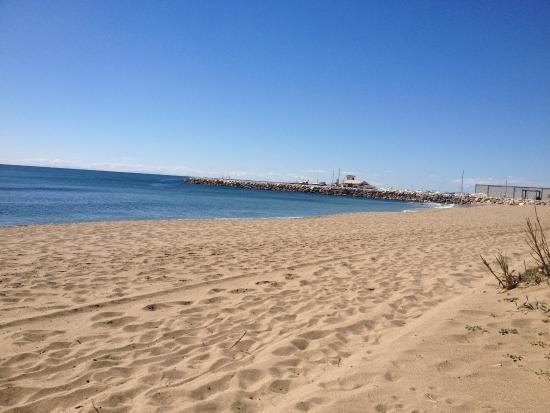 Artola-Cabopino Beach