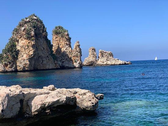 Spiaggia dei Faraglioni
