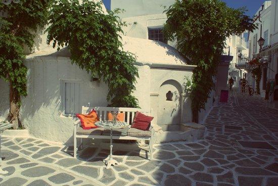 Pirate Bar Paros