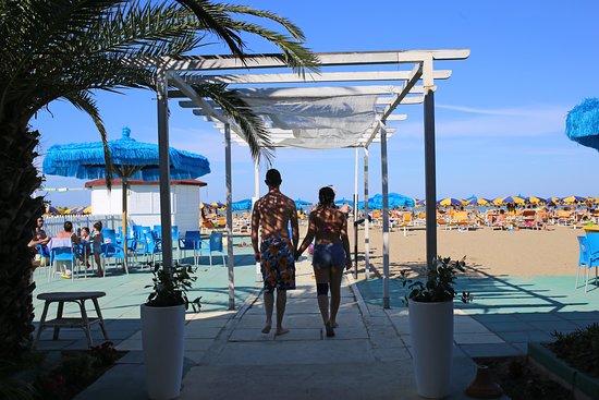 Oasi's Beach Village