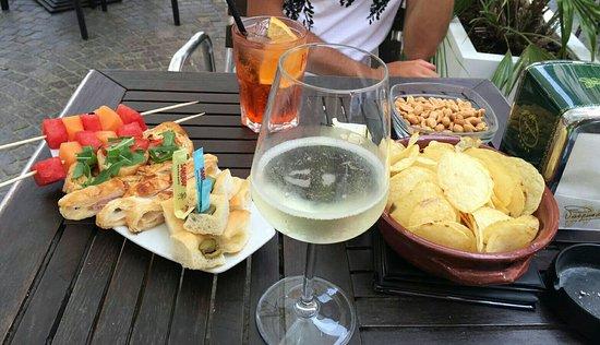 Monkey Cafe Laigueglia