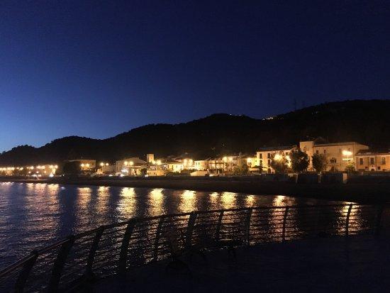 Lungomare di Capitello