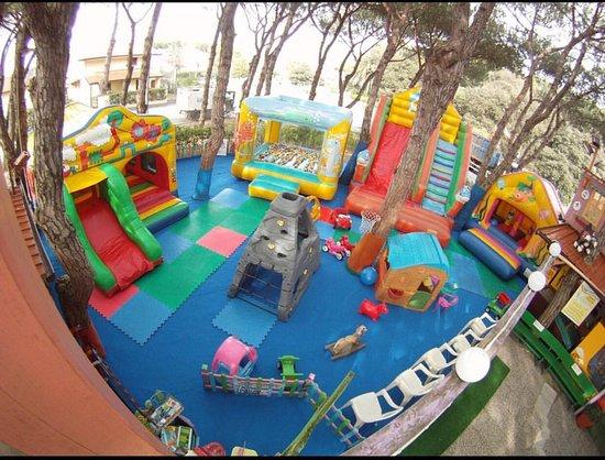 Parco Giochi La Pinetina