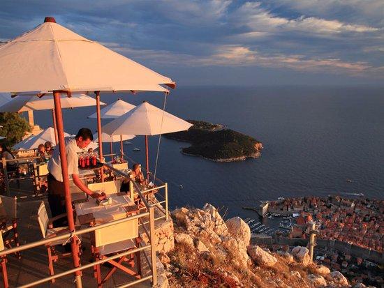 Lea Travel