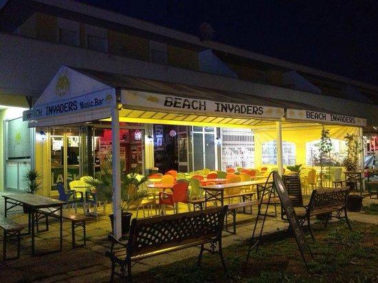 Beach Invaders Biergarten