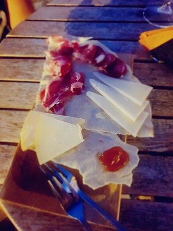 Enoteca La Piazzetta