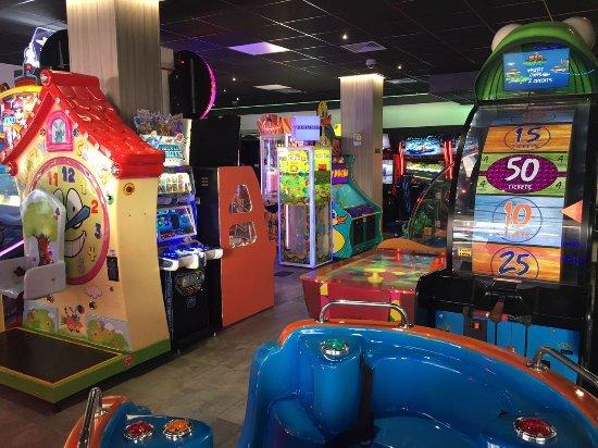 Arcade Family Entertainment Center