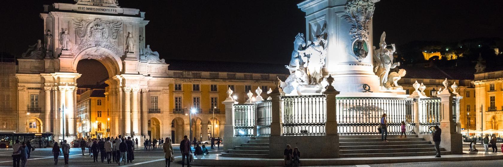 la Praça do Comércio